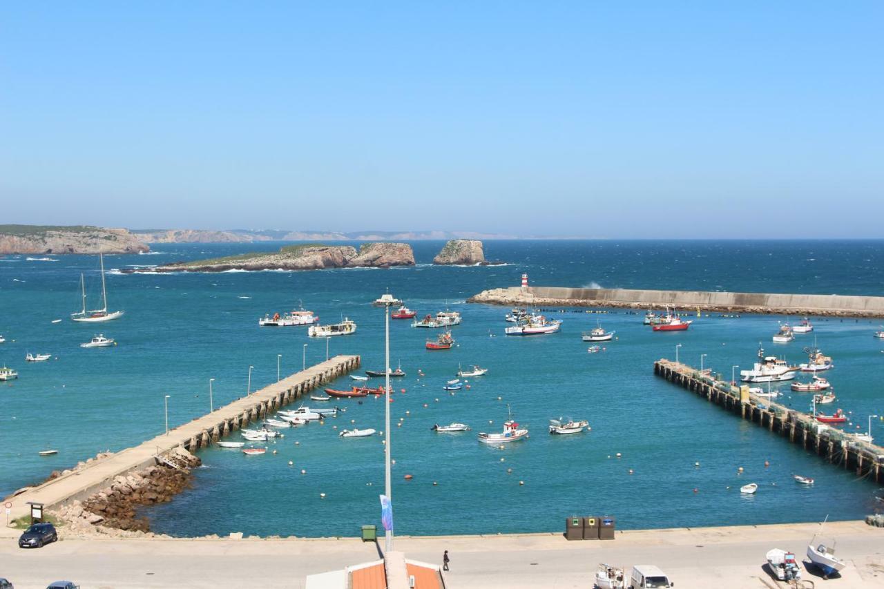 Sagres Sunny Room With Private Bathroom 300M From The Beach Екстер'єр фото